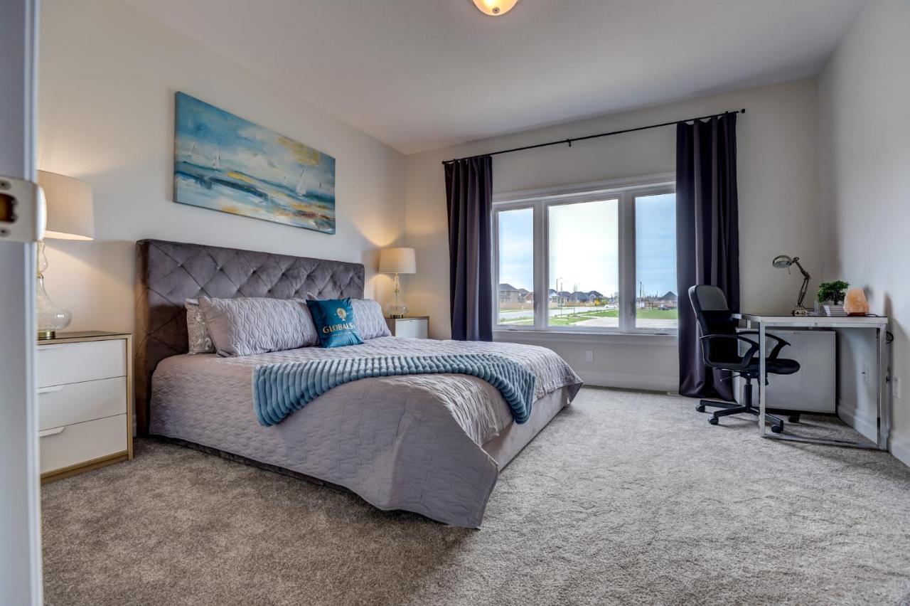 פורט אלגין Globalstay New Houses Near Huron Lake מראה חיצוני תמונה